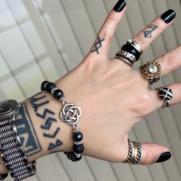 Silver Celtic knot lava rock & hematite bracelet - Picture 13 of 14